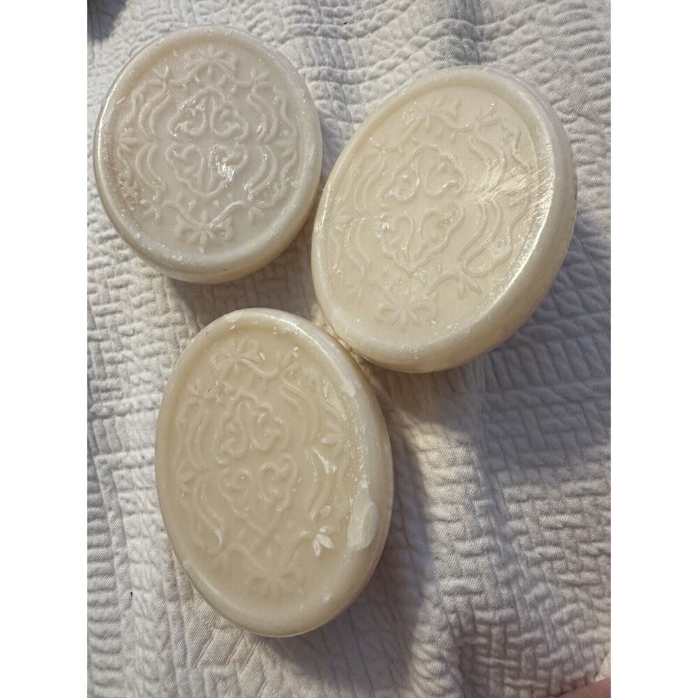 Made In France Set Of 3 Lavender Soaps‎ 5.25oz Bathroom Soap Dish Hand Soap.